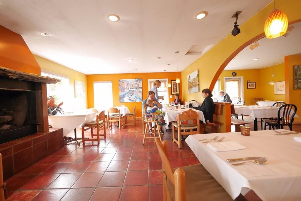 What Makes Bodega Bay Restaurants Special Among Other Coastal Dining Destinations?