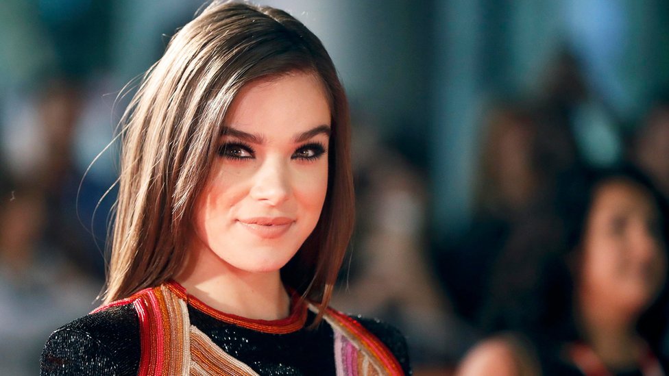 Hailee Steinfeld’s Analyzing the Height Dynamics in the Entertainment Industry